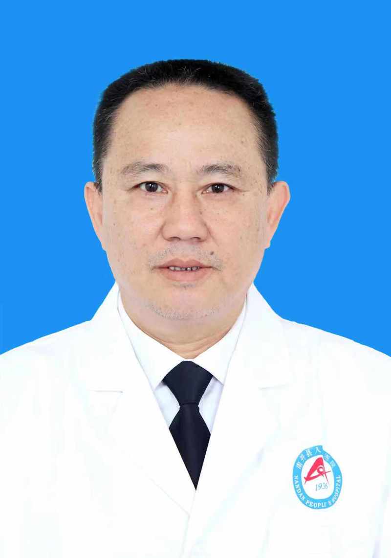 潘波